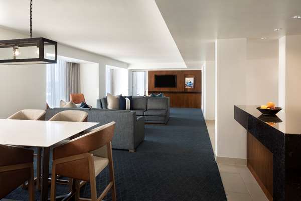 Suite - Grand Hyatt Hotel San Antonio