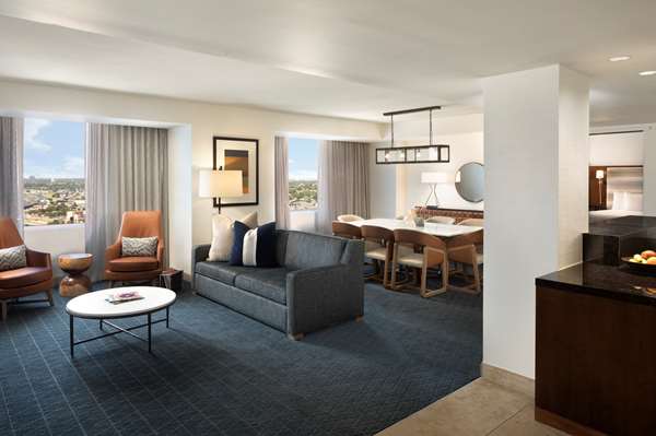 Suite - Grand Hyatt Hotel San Antonio