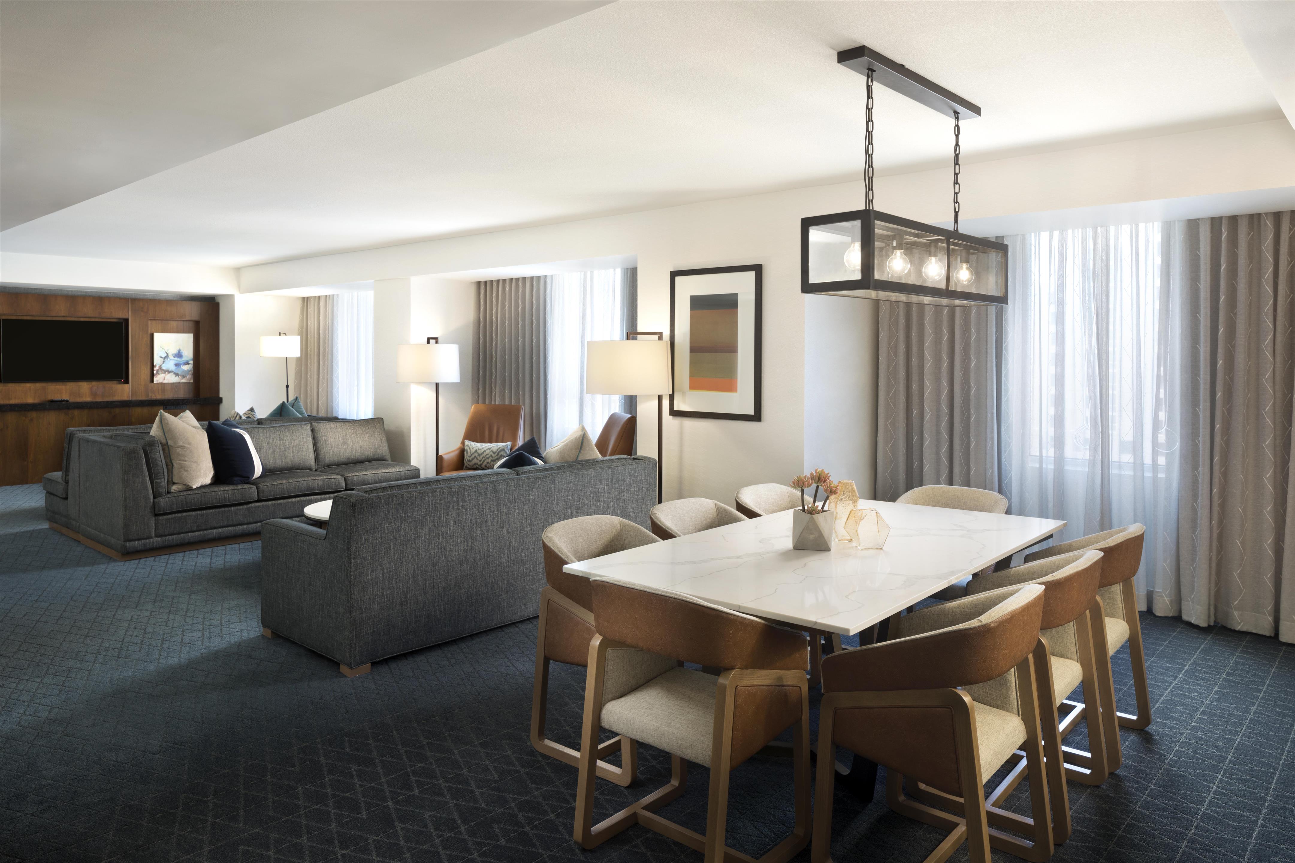 Luxury Suite