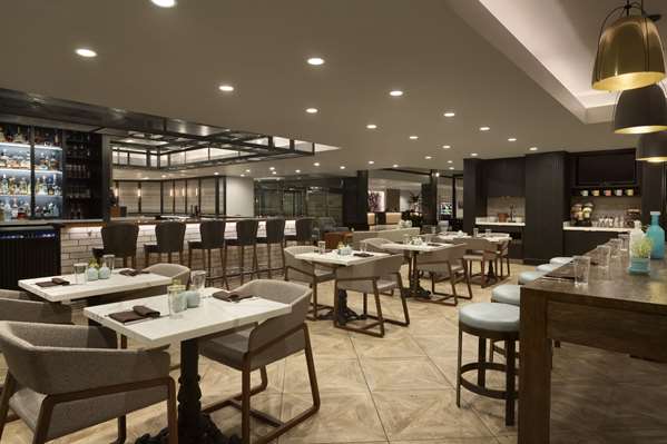 Restaurant - Hyatt Regency Hotel Savannah - I-16, Exit 167