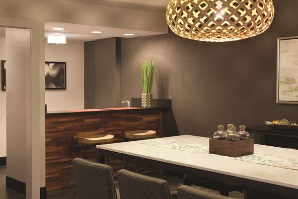 Suite - Hyatt Regency Hotel Savannah - I-16, Exit 167