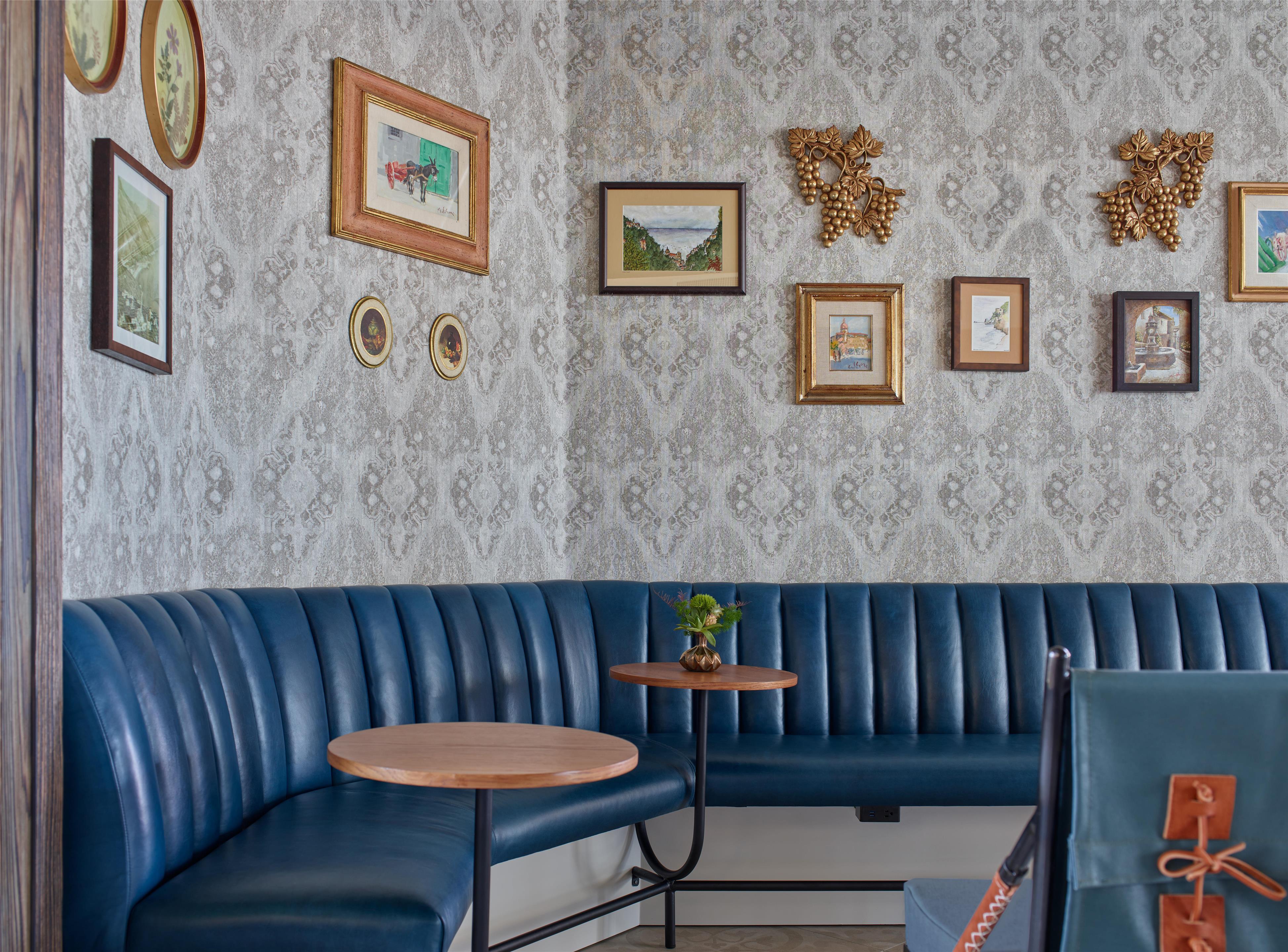 Bar Lounge | Mar Monte Hotel, in The Unbound Collection by Hyatt
