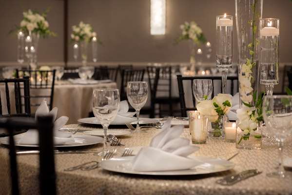  - Hyatt Regency Hotel Louisville - I-65, Exit 136C