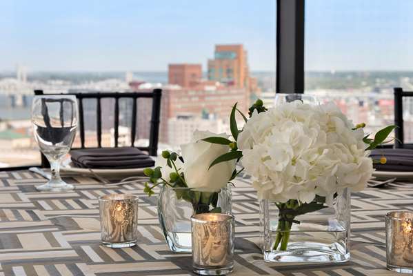 Restaurant - Hyatt Regency Hotel Louisville - I-65, Exit 136C