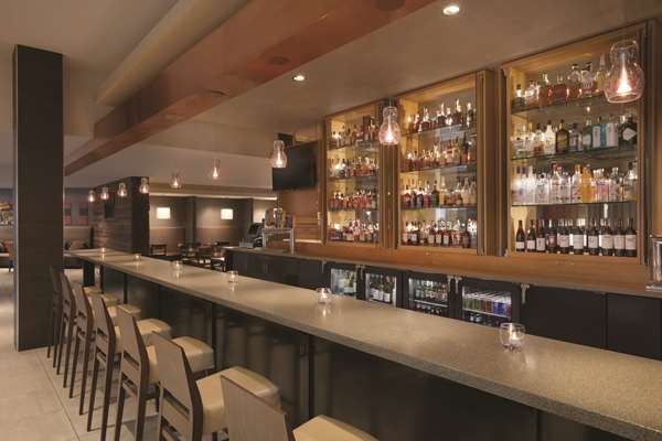 Restaurant - Hyatt Regency Hotel Louisville - I-65, Exit 136C