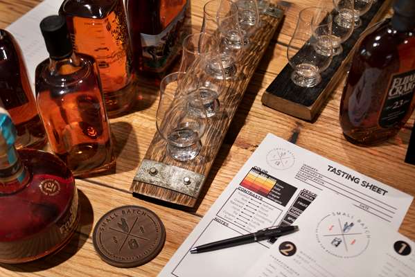 Bar - Hyatt Regency Hotel Louisville - I-65, Exit 136C