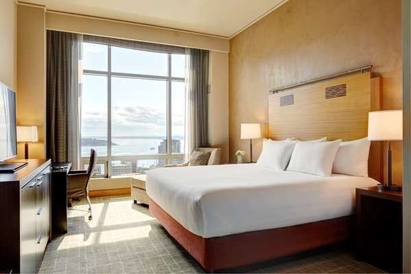 Suite - Grand Hyatt Hotel Seattle - I-5, Exits 164A & 165B