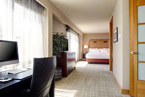 Suite - Grand Hyatt Hotel Seattle - I-5, Exits 164A & 165B