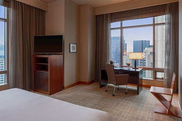 Suite - Grand Hyatt Hotel Seattle - I-5, Exits 164A & 165B