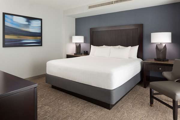 Suite - Hyatt Regency Airport Hotel Burlingame