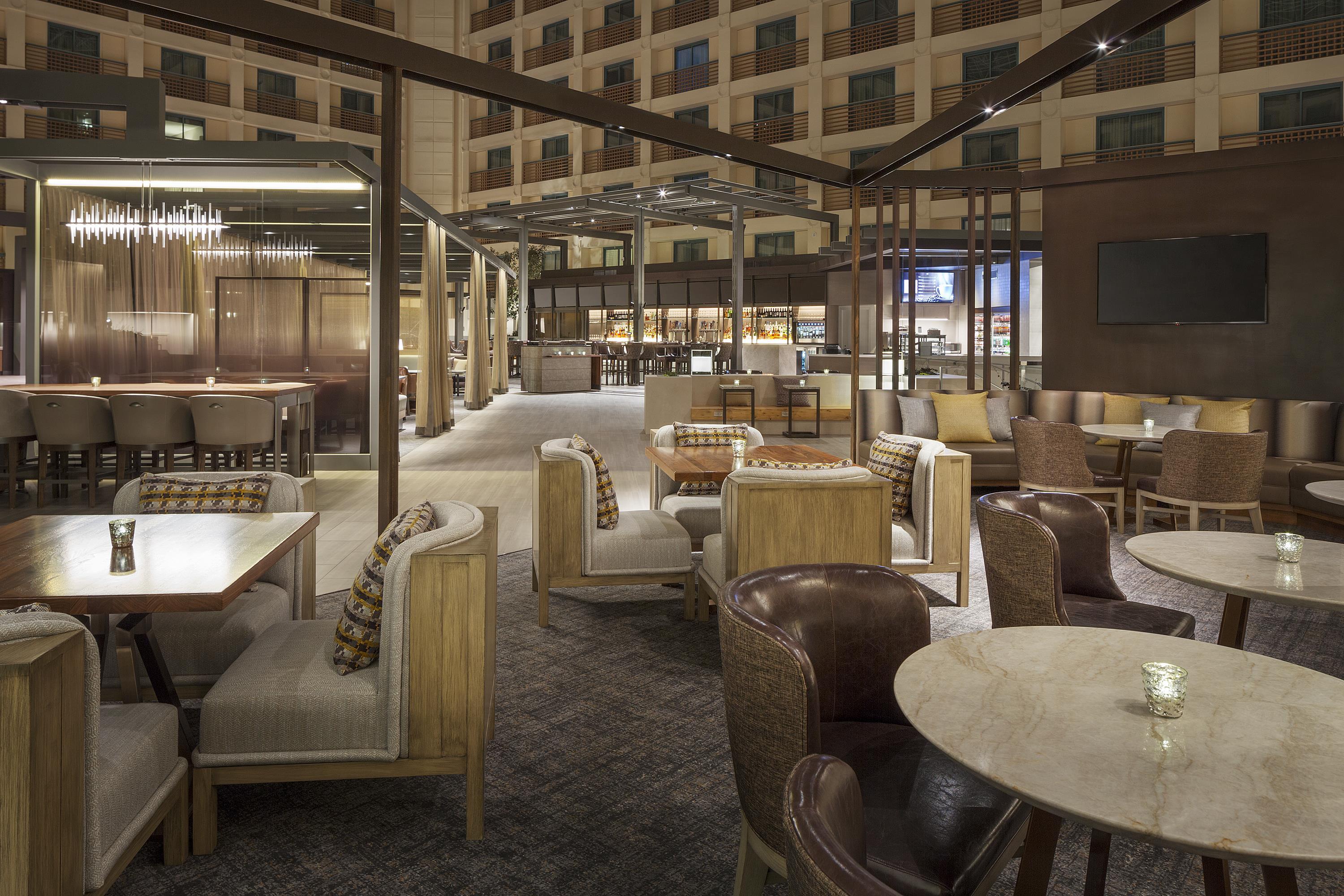 Restaurant | Hyatt Regency San Francisco Airport