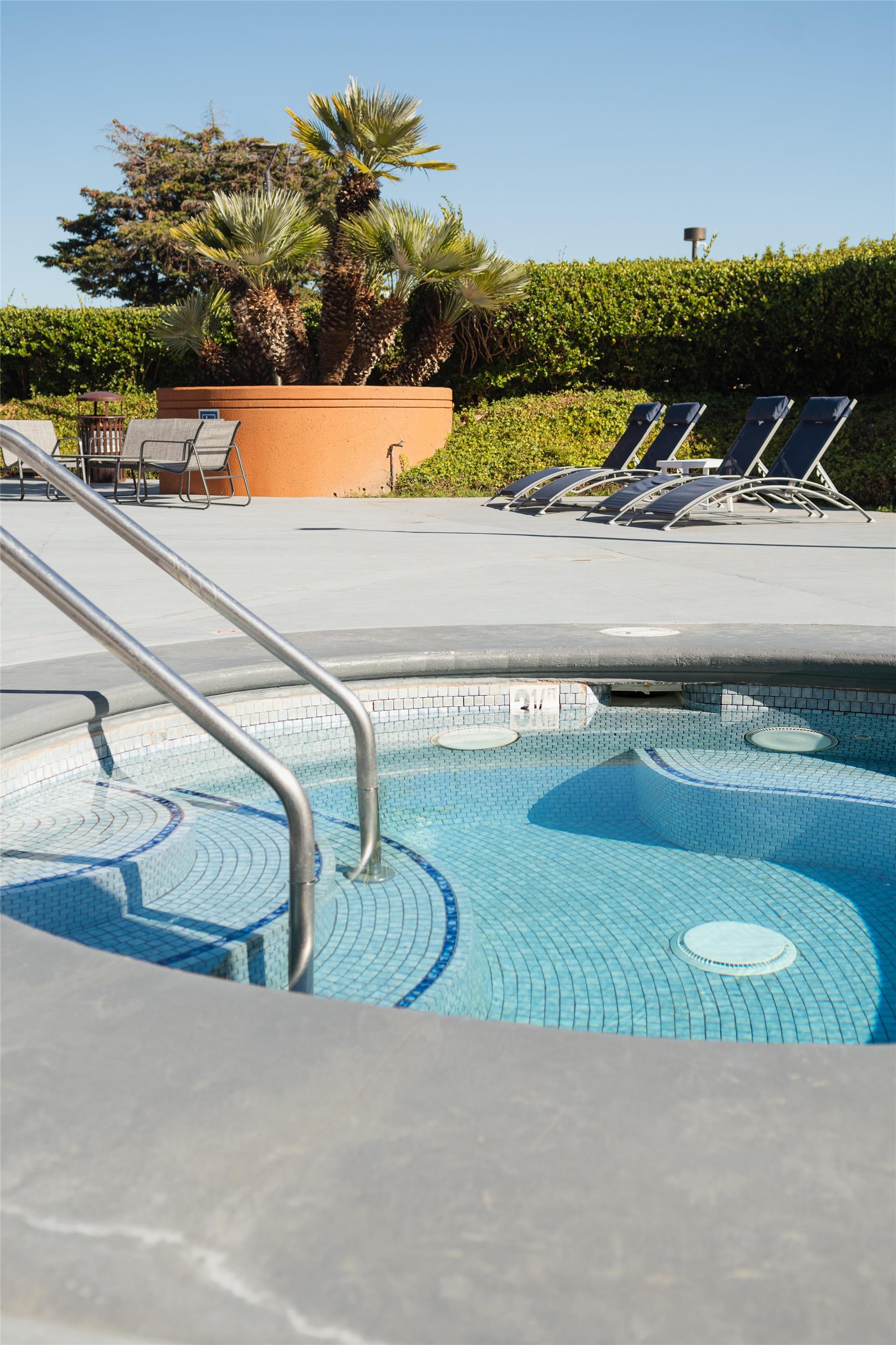 Pool | Hyatt Regency San Francisco Airport