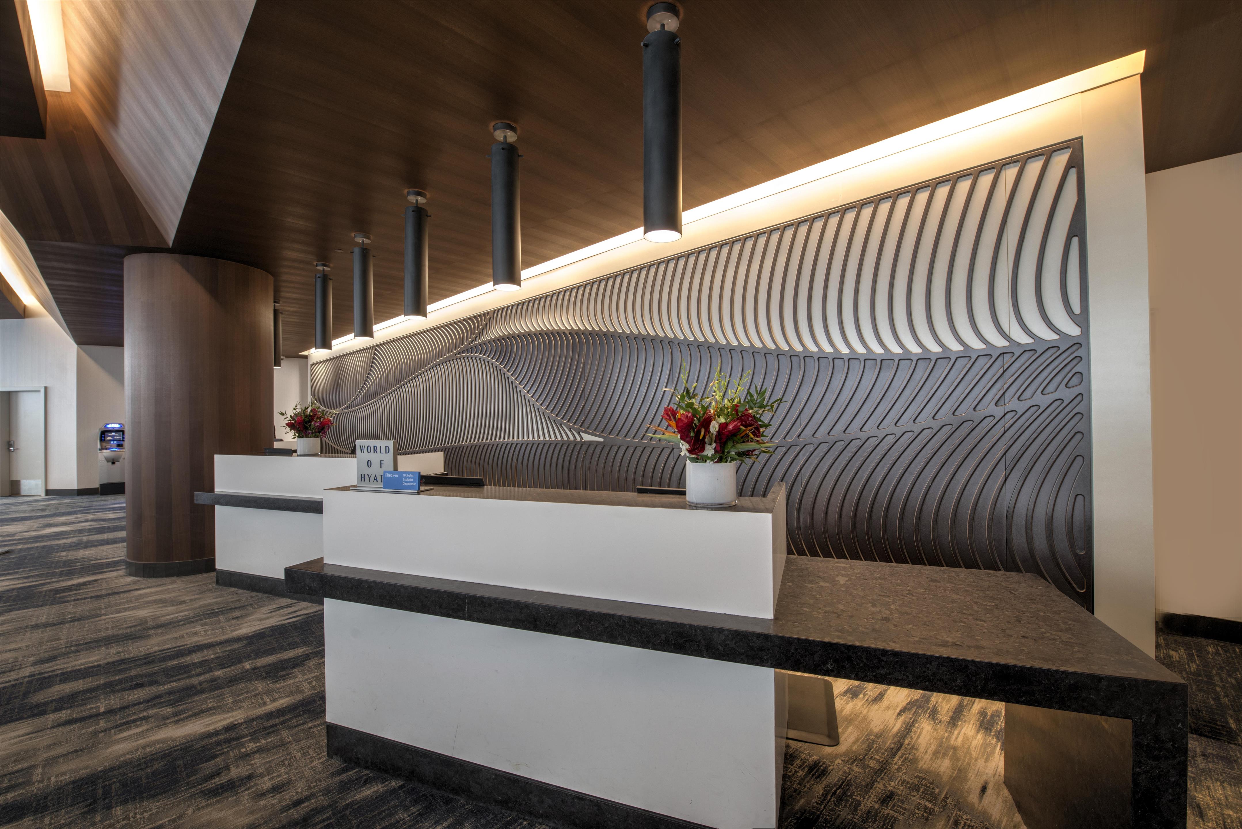 Lobby | Hyatt Regency San Francisco Airport