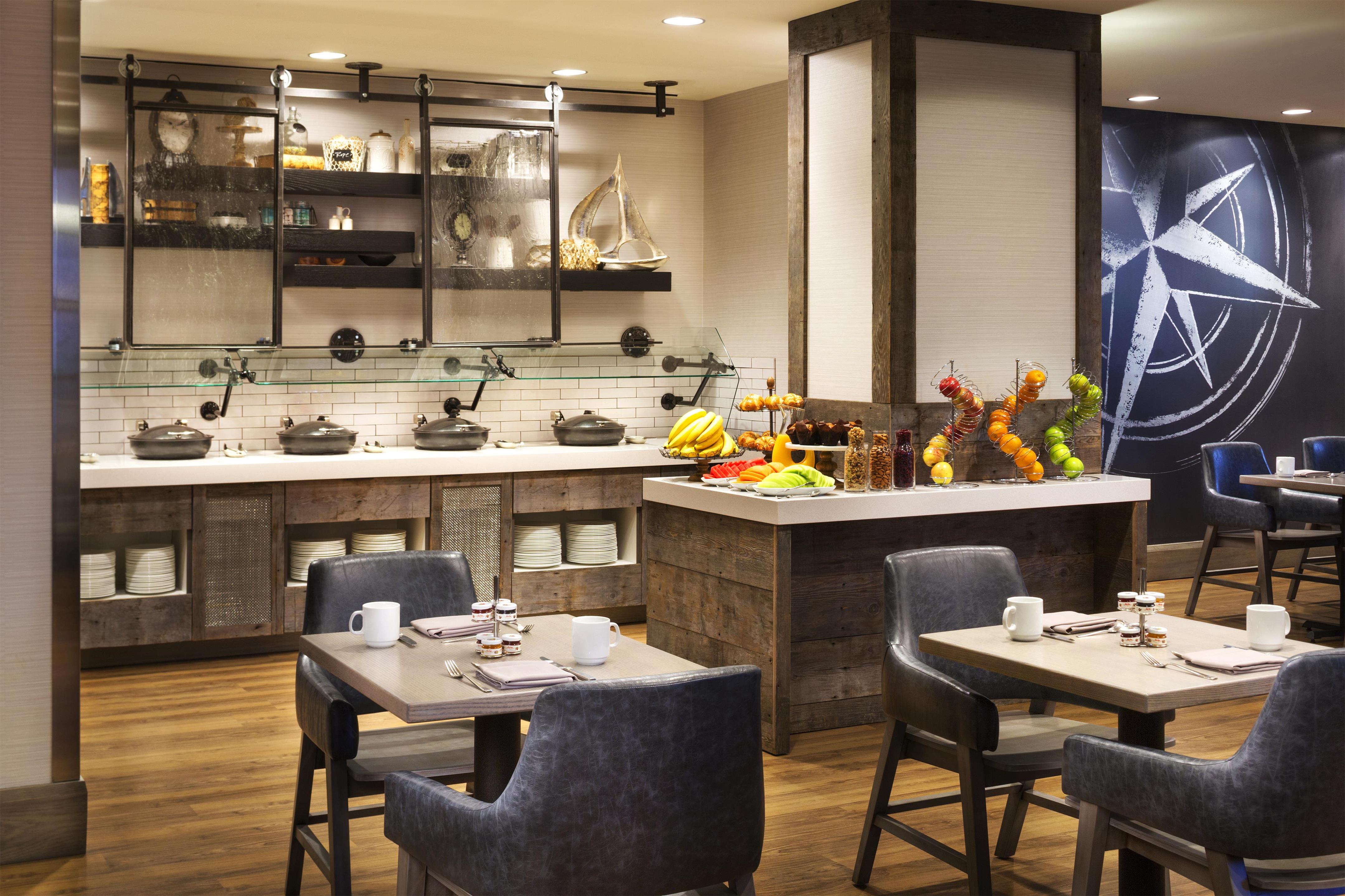 Breakfast Area | Hyatt Centric Fisherman's Wharf San Francisco