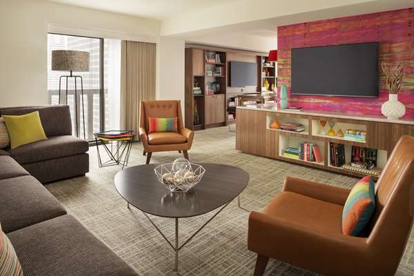 Suite - Hyatt Regency Hotel San Francisco