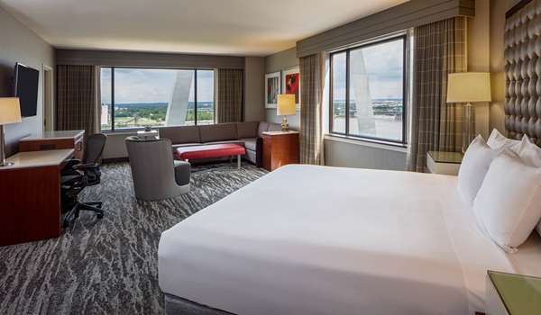  - Hyatt Regency Hotel St Louis - I-44, Exits 291B & 292B