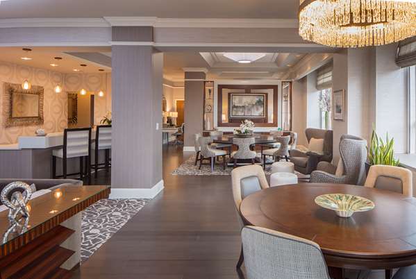 Suite - Hyatt Regency Hotel St Louis - I-44, Exits 291B & 292B