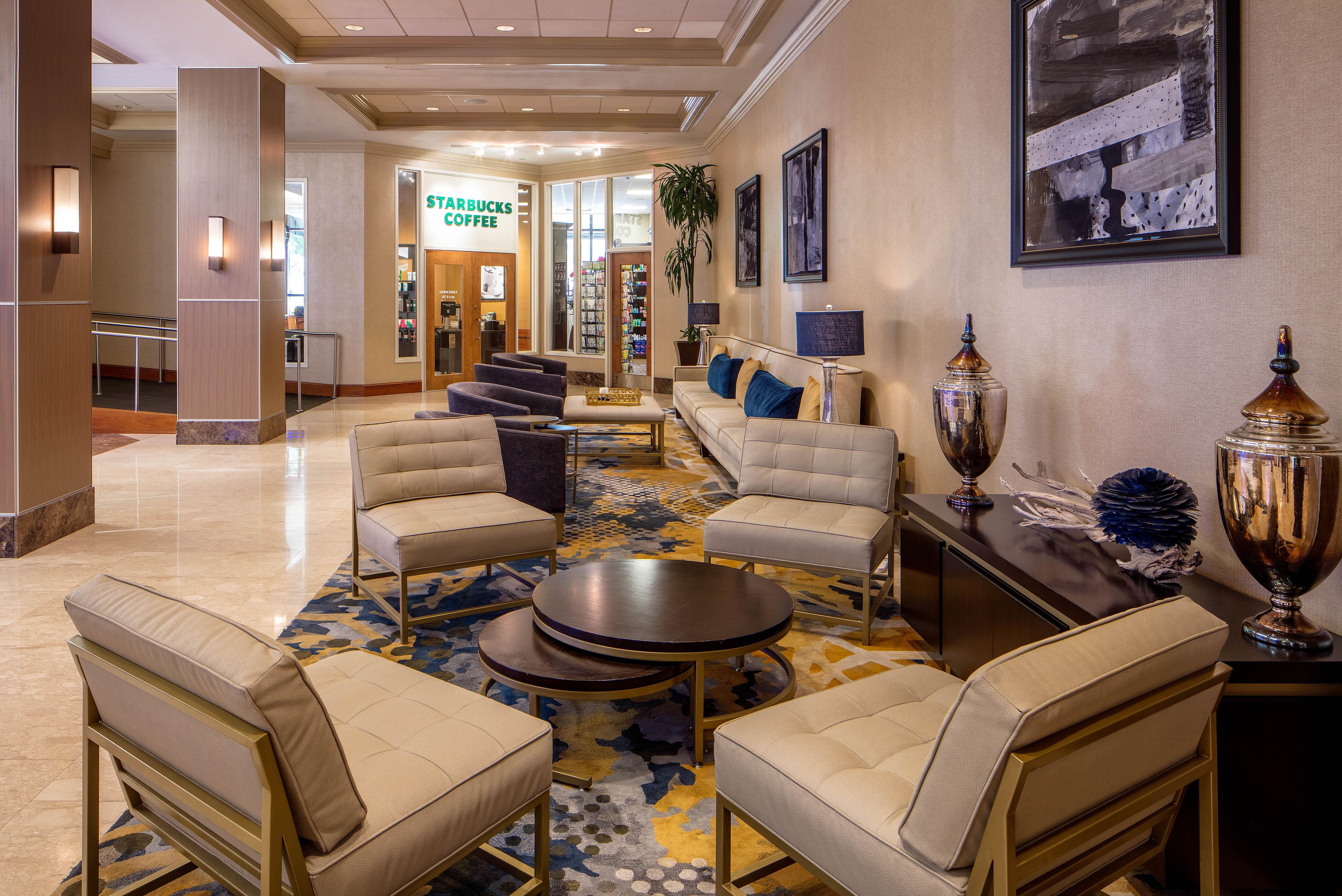 Lobby | Hyatt Regency St. Louis at The Arch