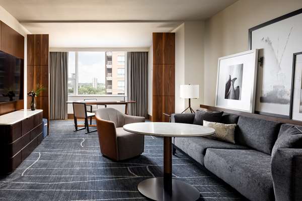 Suite - Park Hyatt Hotel Toronto