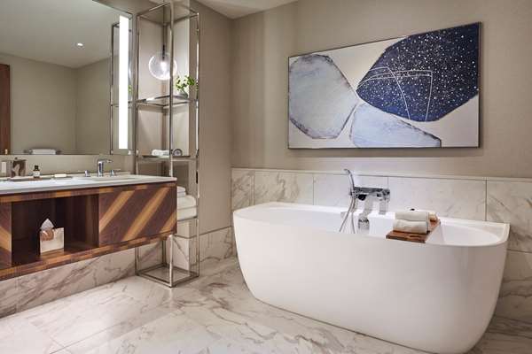 Suite - Park Hyatt Hotel Toronto