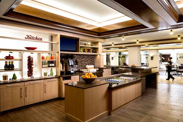  - Hyatt Regency Hotel Westlake Village - US 101, Exit 40