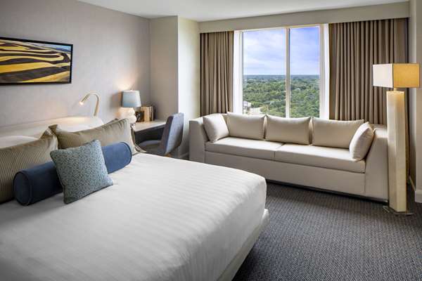 Suite - Hyatt Regency Hotel Wichita
