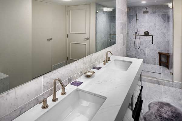 Suite - Hyatt Regency Hotel Wichita