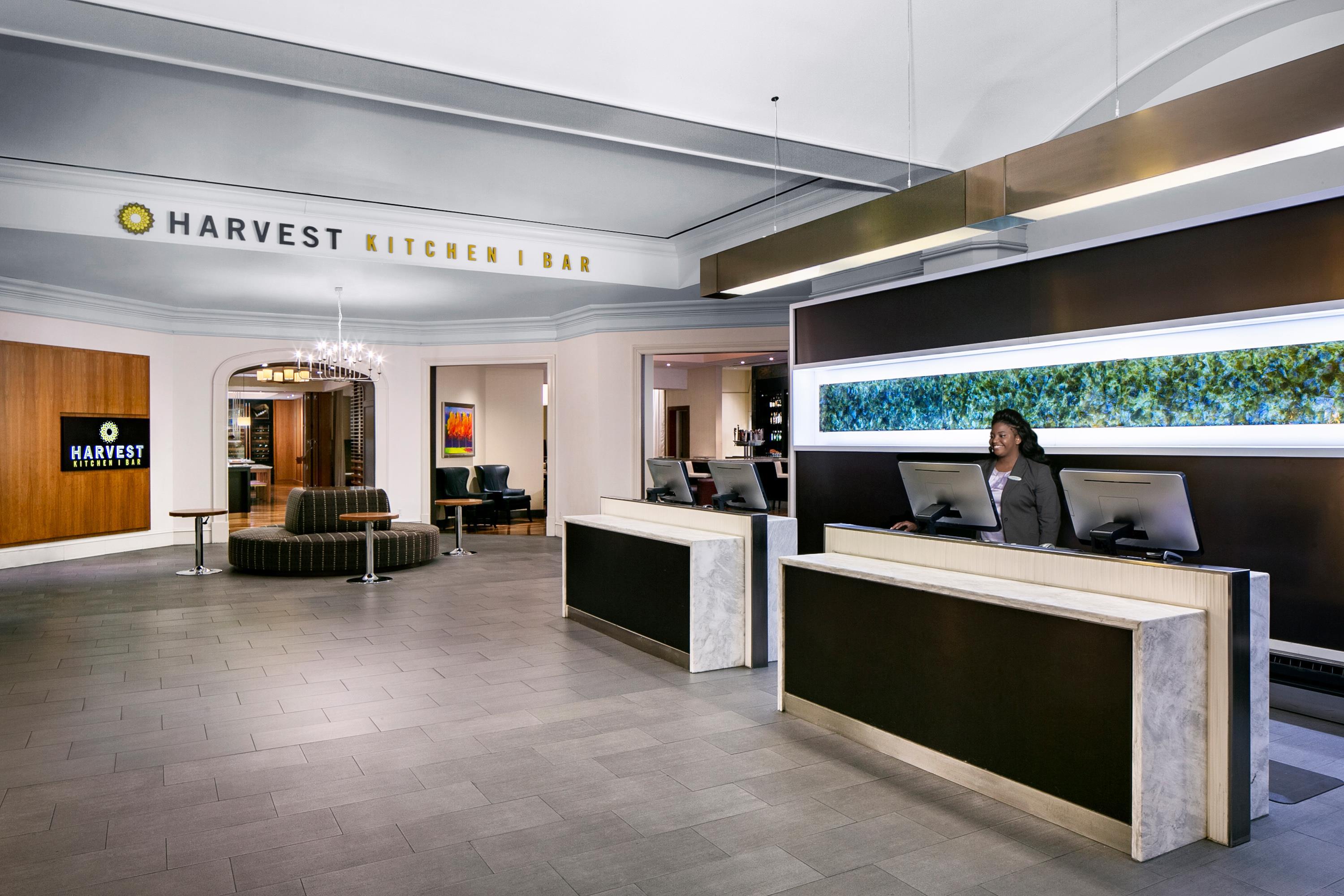 Lobby | Hyatt Regency Wichita