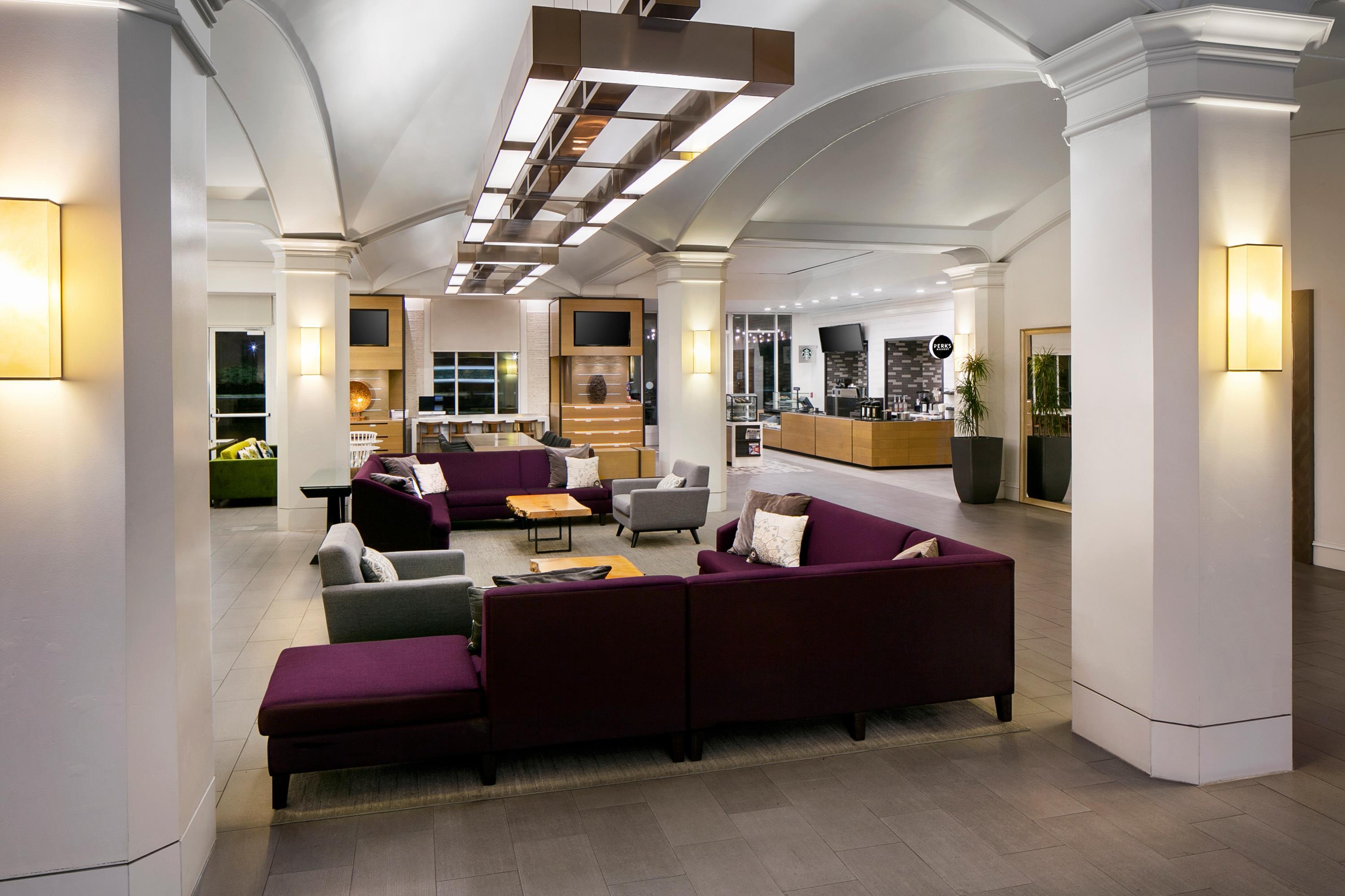 Lobby | Hyatt Regency Wichita