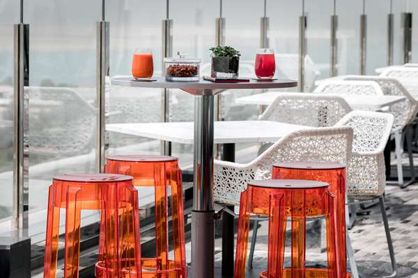 Andaz Capital Gate Abu Dhabi, By Hyatt