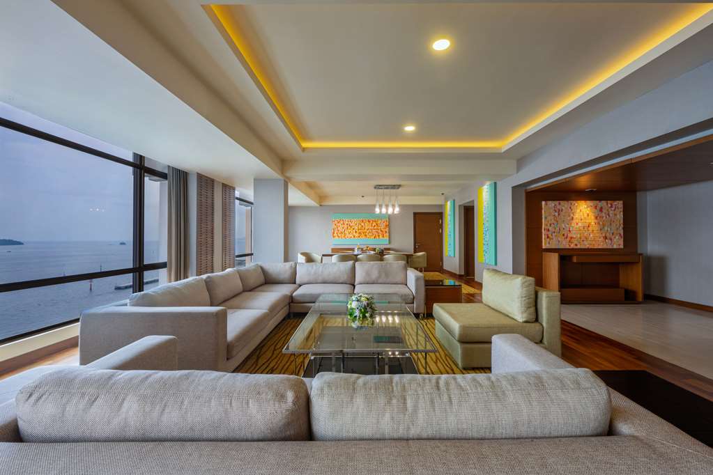 HYATT REGENCY KINABALU-guestroom-Guest Room,Suite,On-Site.jpg