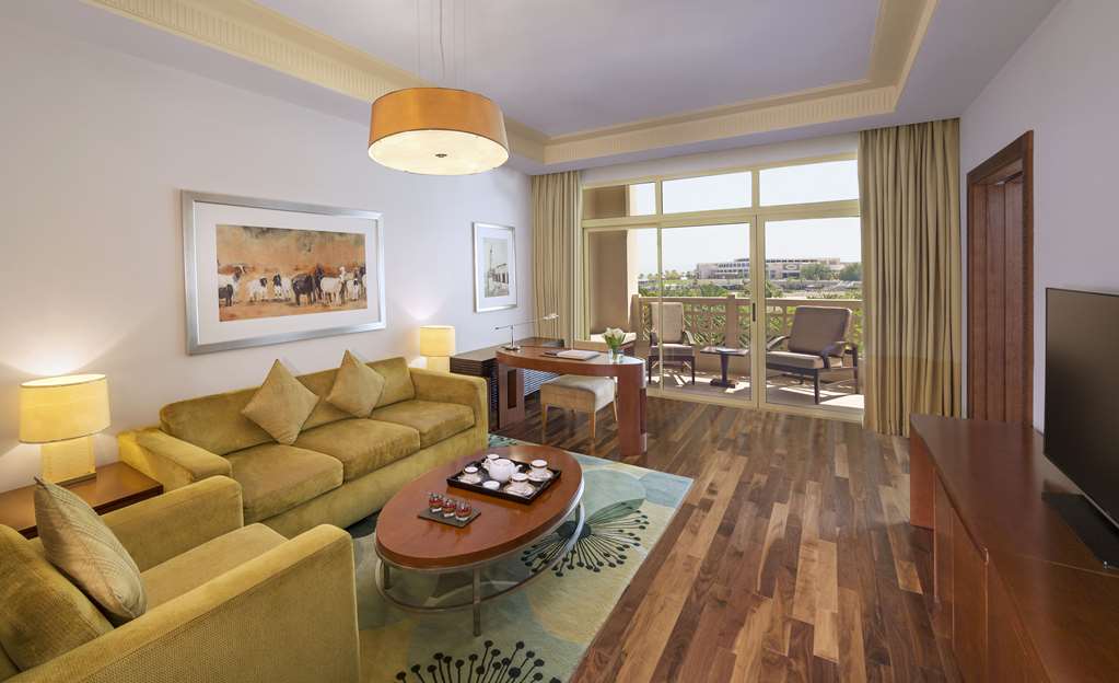 Grand Hyatt Doha Hotel & Villas