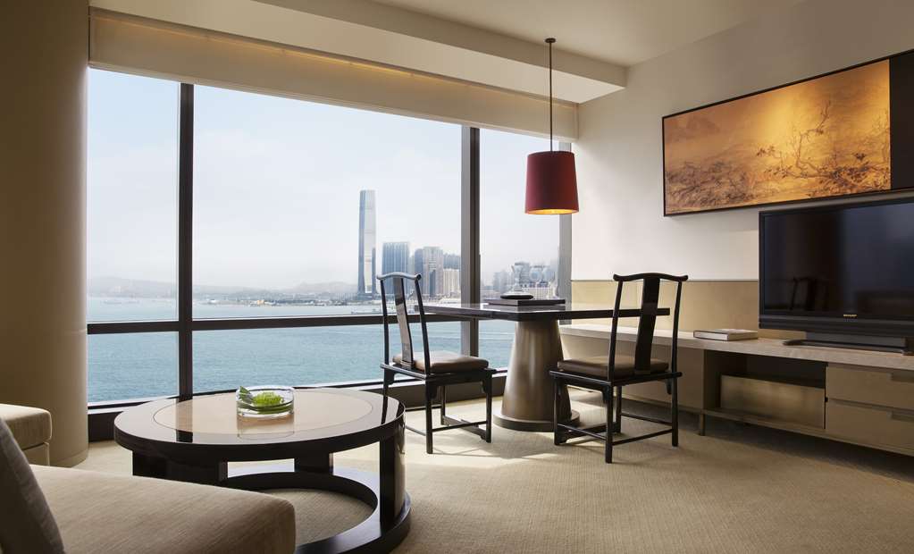 GRAND HYATT HONG KONG-guestroom-Guest Room,Suite,On-Site.jpg