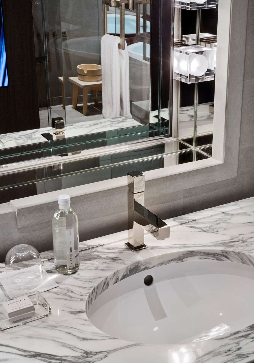 PARK HYATT SHANGHAI - Photo 29