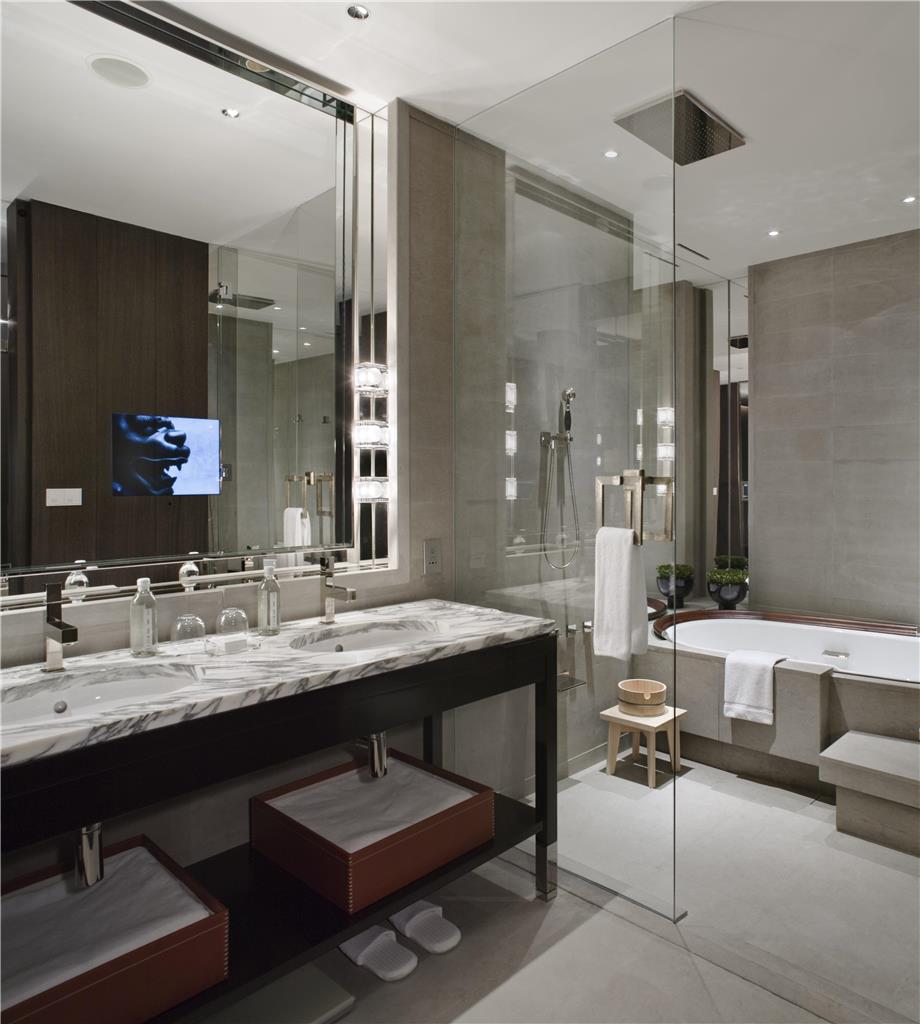 PARK HYATT SHANGHAI-guestroom-Guest Room,Bathroom,On-Site.jpg