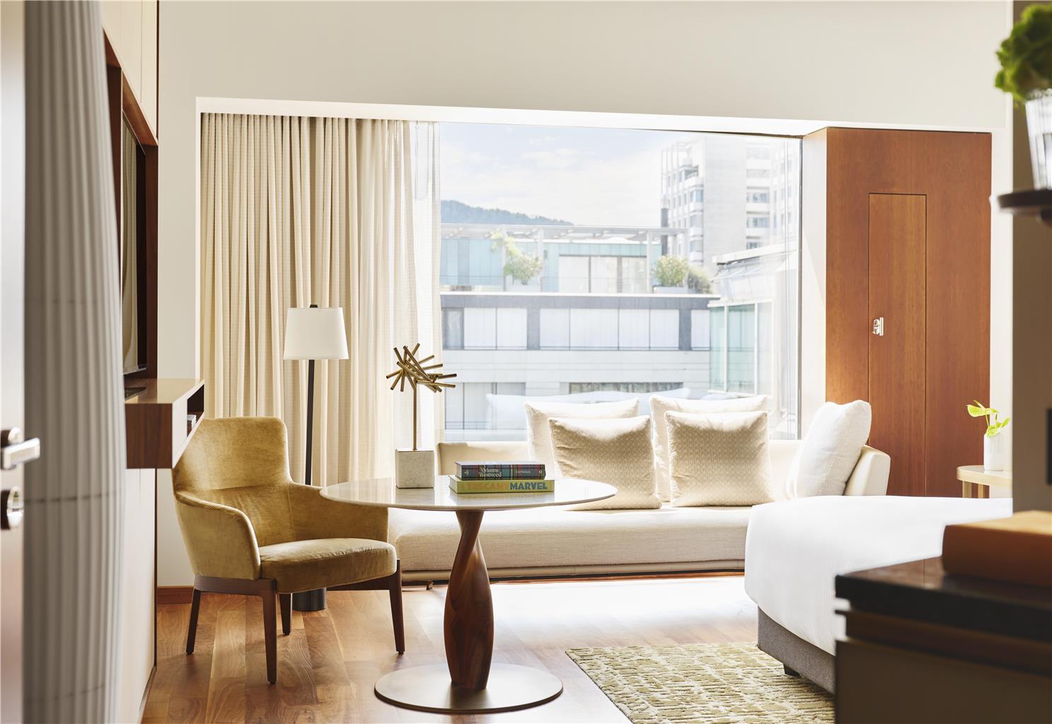 PARK HYATT ZURICH - Photo 33
