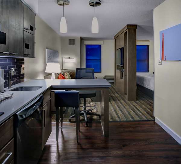 Suite - Hyatt House Hotel Cobb Galleria Atlanta - I-75, Exit 258