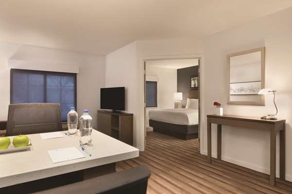 Suite - Hyatt House Hotel Burlington - I-95, Exit 51