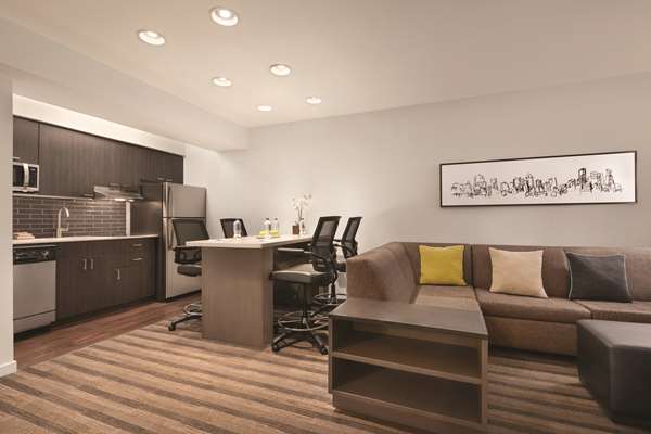 Suite - Hyatt House Hotel Burlington - I-95, Exit 51