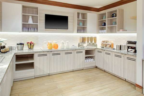 Amenities - Hyatt House Hotel Burlington - I-95, Exit 51