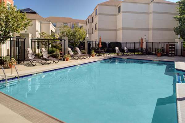 Pool - Hyatt House Hotel Burlington - I-95, Exit 51