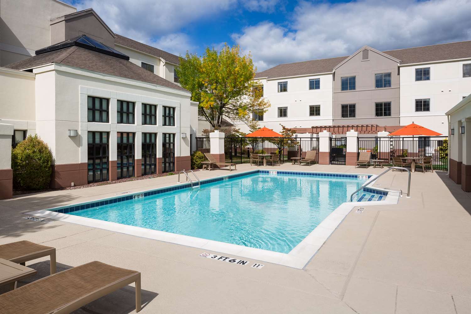 Hyatt House Hotel Waltham, MA See Discounts