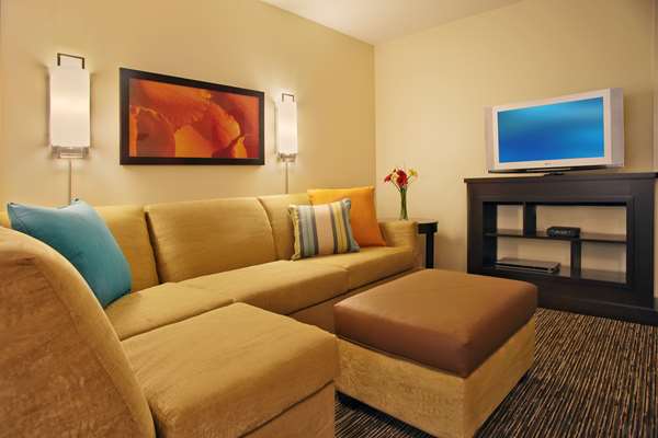Suite - Hyatt House Hotel Warrenville