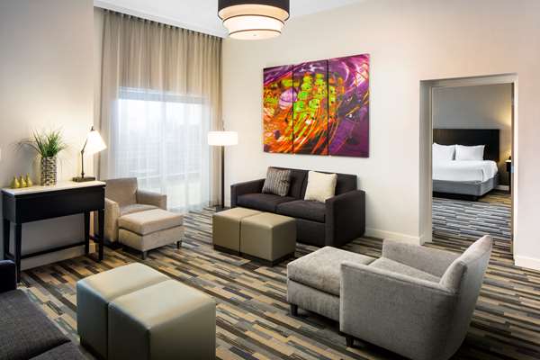 Suite - Hyatt House Hotel Center City Charlotte