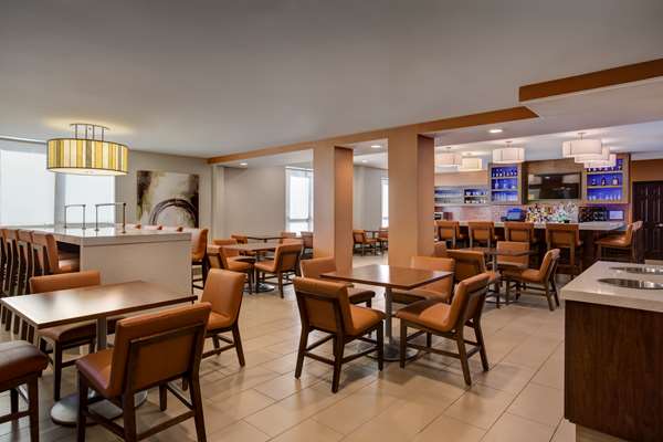 Bar - Hyatt House Hotel Uptown Dallas