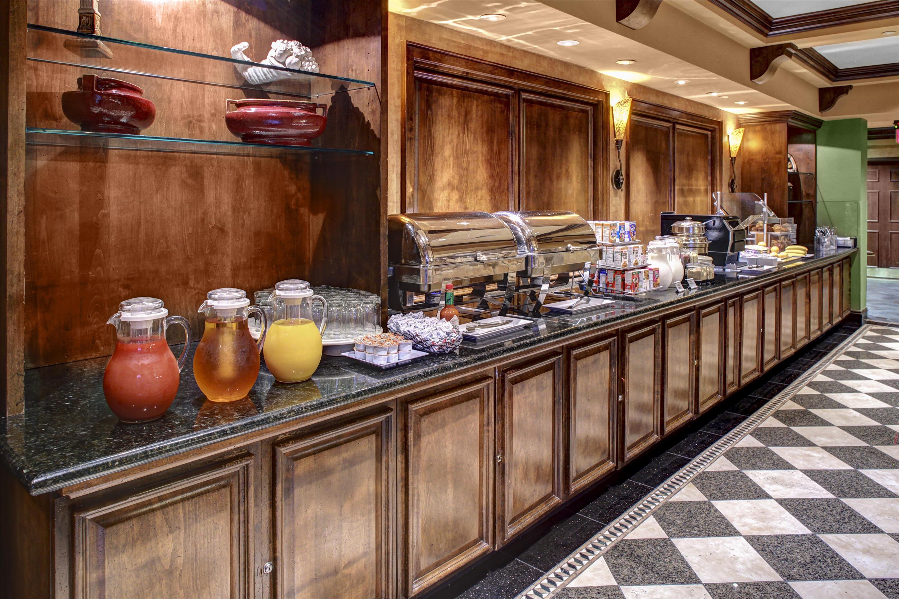 Breakfast Area | HYATT house Branchburg / Bridgewater