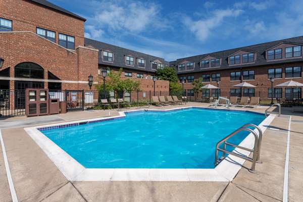 Pool - Hyatt House Hotel Parsippany