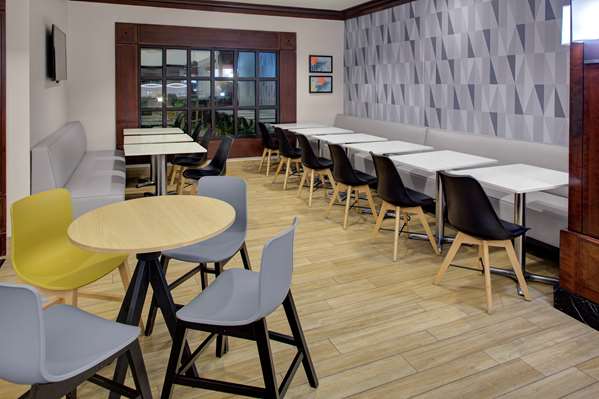 Restaurant - Hyatt House Hotel Whippany - I-287, Exit 39