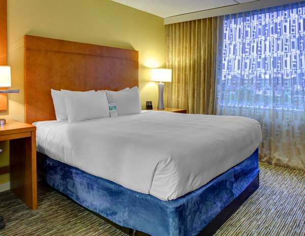Suite - Hyatt House Hotel Dania Beach - I-95, Exit 22