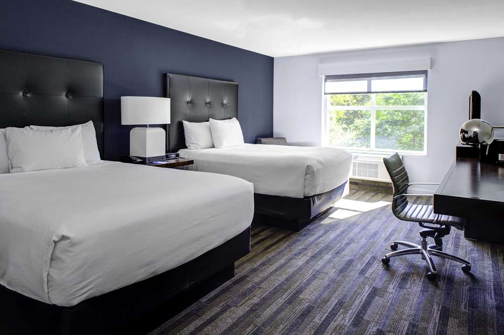 HYATT HOUSE SHELTON-guestroom-Guest Room,On-Site.jpg
